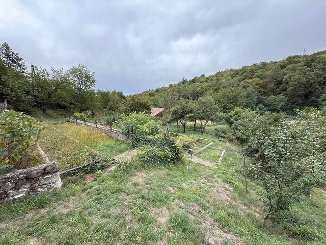 Eladó telek Szentendre 1068 nm