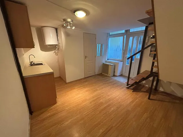 Eladó lakás Budapest VI. kerület, Nagymező utca 13 nm