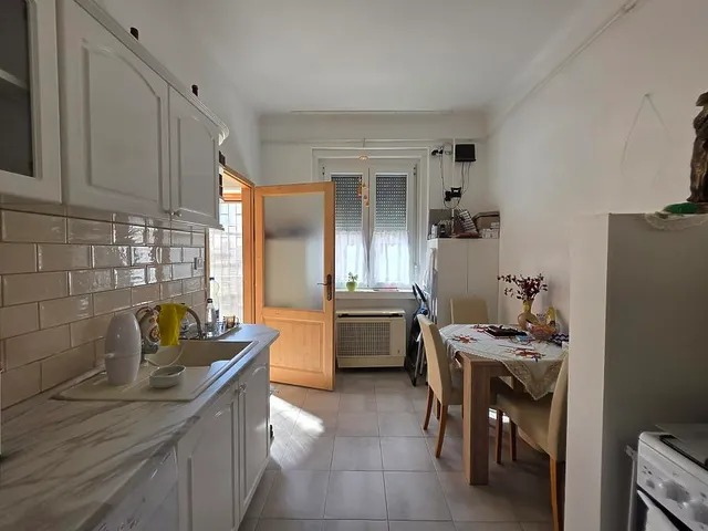 Eladó lakás Budapest XIII. kerület, Angyalföld, Szegedi út 35 nm