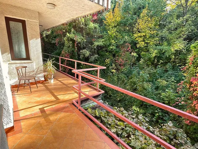 Eladó lakás Budapest XII. kerület, Istenhegy 82 nm