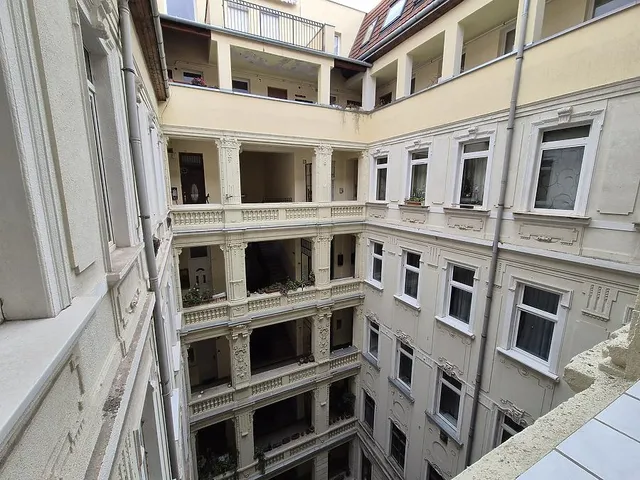 Eladó lakás Budapest VI. kerület, Vörösmarty utca 106 nm