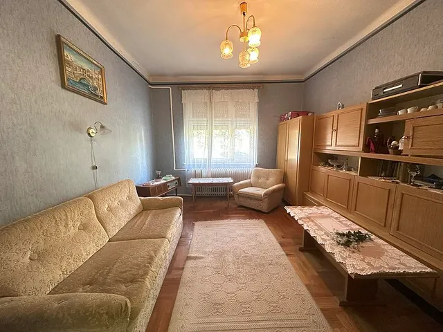 Eladó ház Budapest III. kerület, Csillaghegy 155 nm