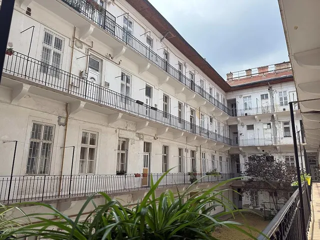 Eladó lakás Budapest I. kerület 55 nm
