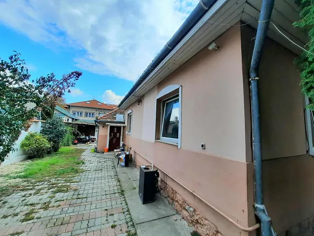 Eladó ház Budapest XV. kerület, Pestújhely 100 nm