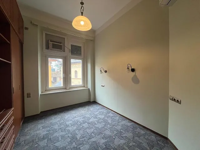 Eladó lakás Budapest VIII. kerület, Corvin negyed, Leonardo Da Vinci utca 81 nm