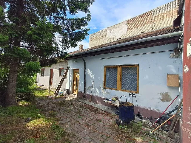 Eladó telek Budapest XV. kerület, Rákospalota 393 nm