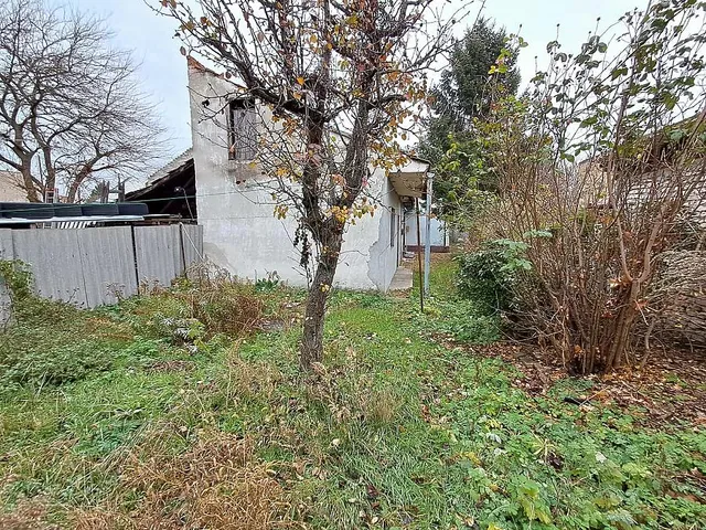 Eladó telek Budapest XV. kerület, Rákospalota 393 nm