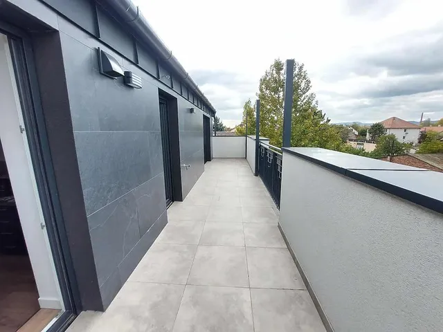 Eladó lakás Budapest XV. kerület, Rákospalota 157 nm