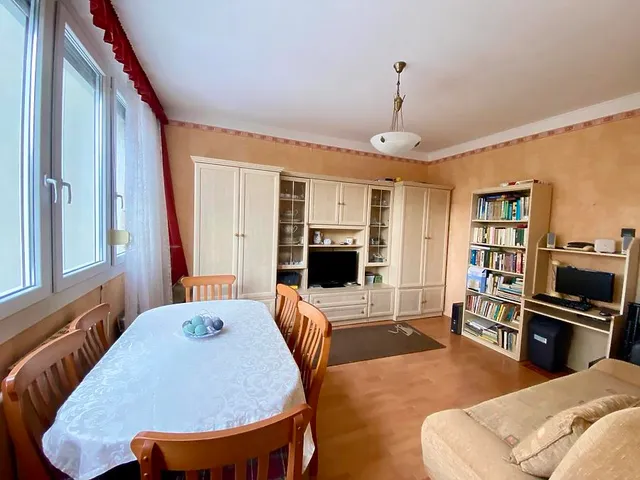 Eladó lakás Vác 57 nm