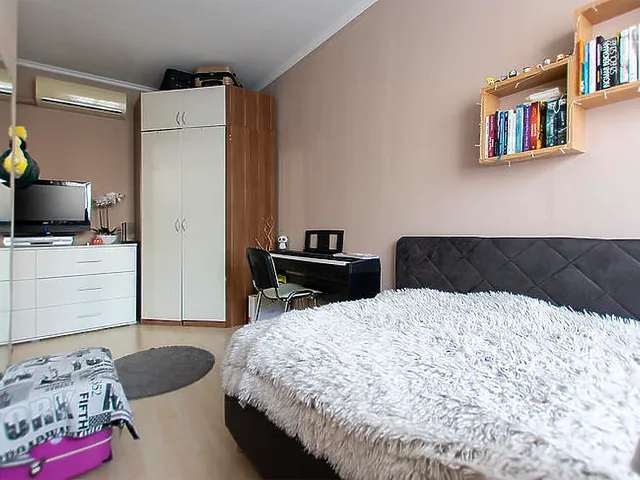 Eladó lakás Budapest XXI. kerület, Krizantém utca 65 nm