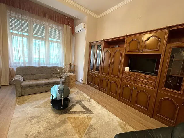 Kiadó lakás Budapest VII. kerület, Király utca 76 nm