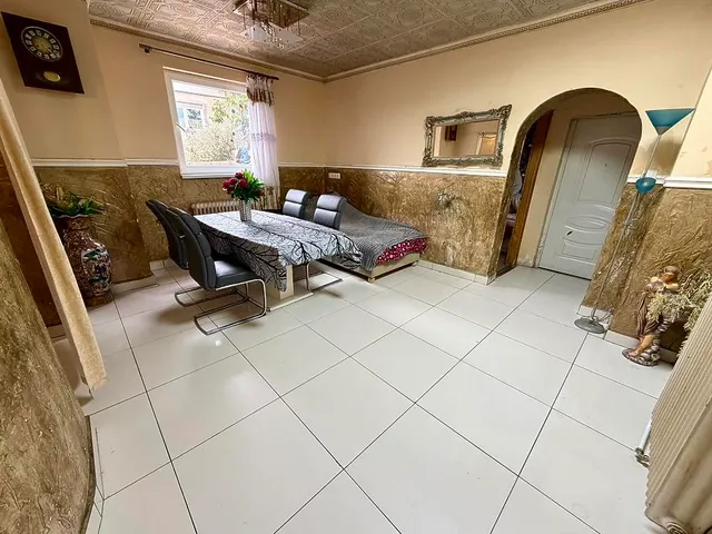 Eladó ház Vác 208 nm