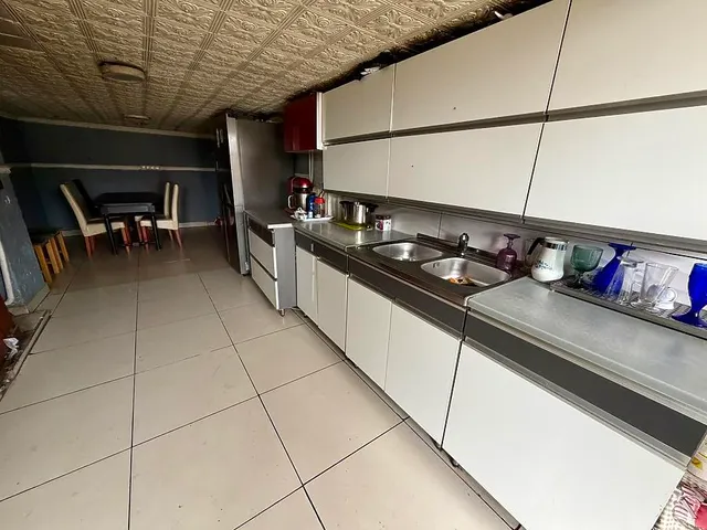 Eladó ház Vác 208 nm