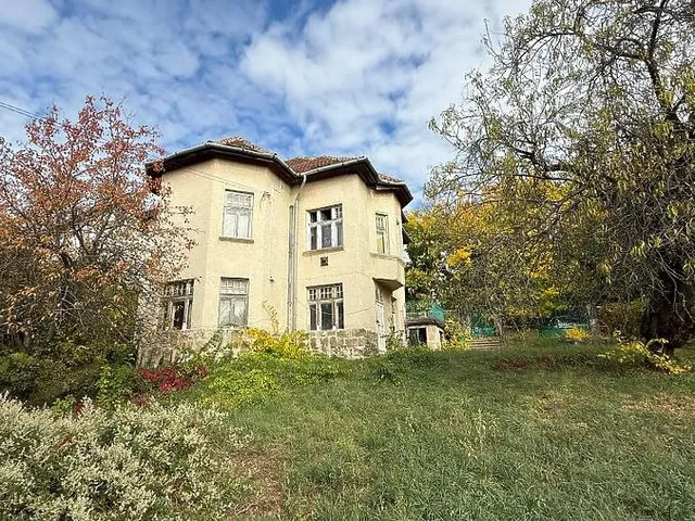 Eladó telek Budapest XI. kerület, Sasad-Sashegy XI. ker. 718 nm