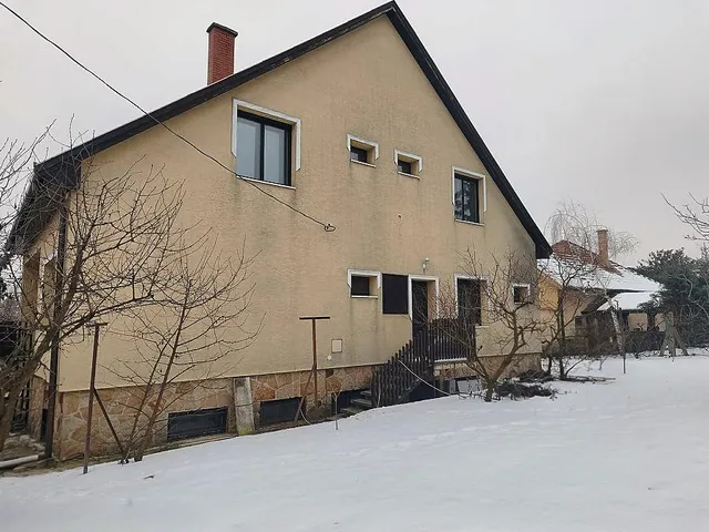 Eladó ház Budapest XVII. kerület, Rákoskert 183 nm