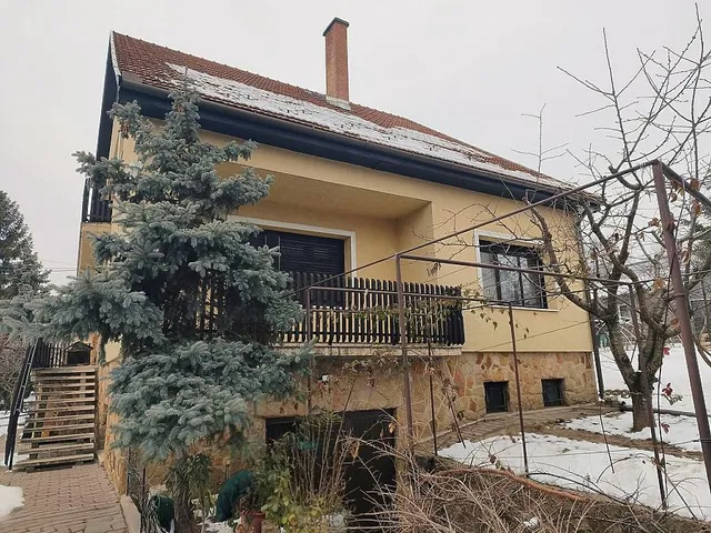 Eladó ház Budapest XVII. kerület, Rákoskert 183 nm