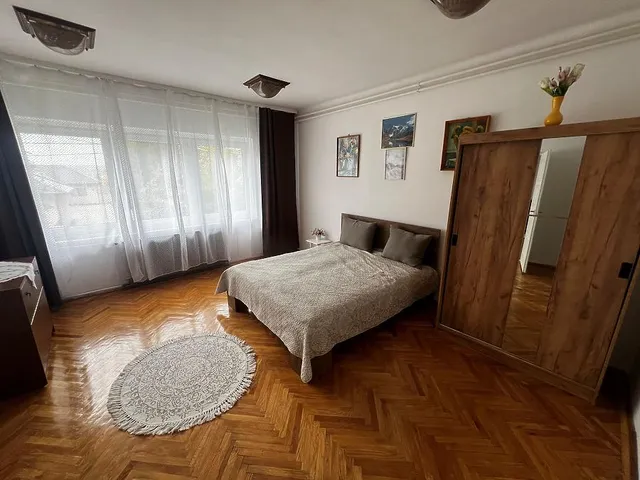 Eladó lakás Gödöllő 161 nm