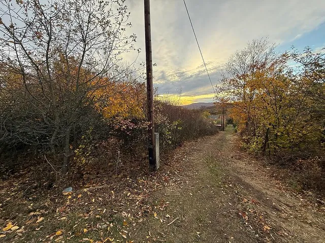 Eladó telek Pomáz 995 nm