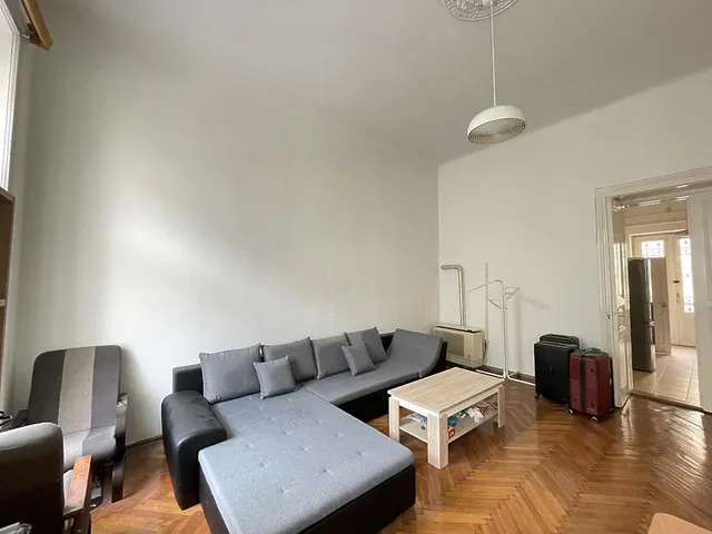 Eladó lakás Budapest VI. kerület 71 nm