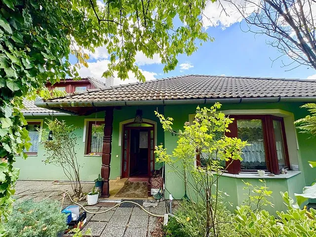 Eladó ház Pomáz 178 nm