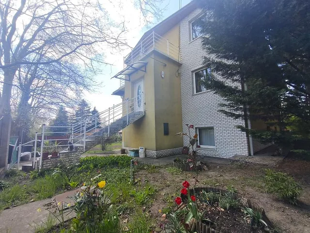 Eladó ház Budapest XVII. kerület, Rákoskert 182 nm