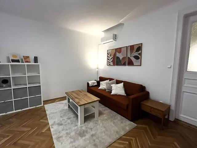 Kiadó lakás Budapest VI. kerület, Andrássy út 68 nm