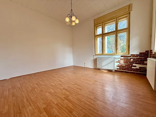 Eladó lakás Budapest III. kerület, Csillaghegy 26 nm