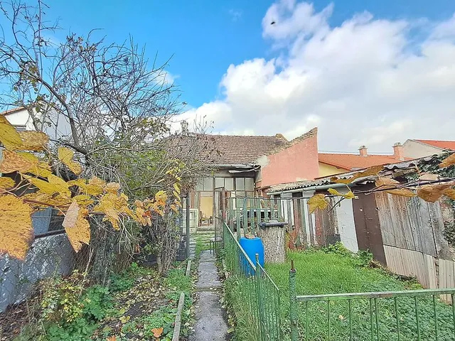 Eladó telek Budapest XVI. kerület, Sashalom 570 nm