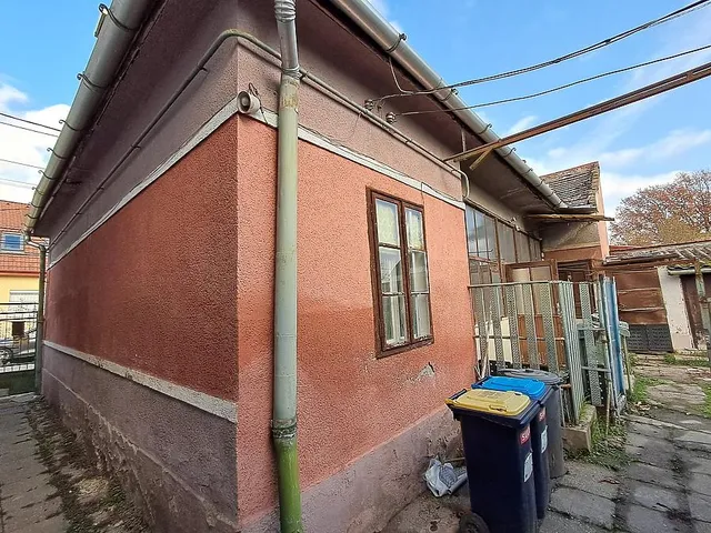 Eladó telek Budapest XVI. kerület, Sashalom 570 nm