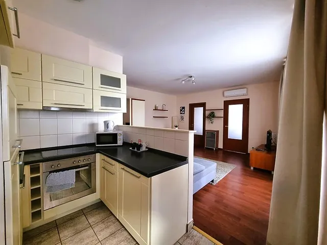 Kiadó lakás Budapest VI. kerület 56 nm