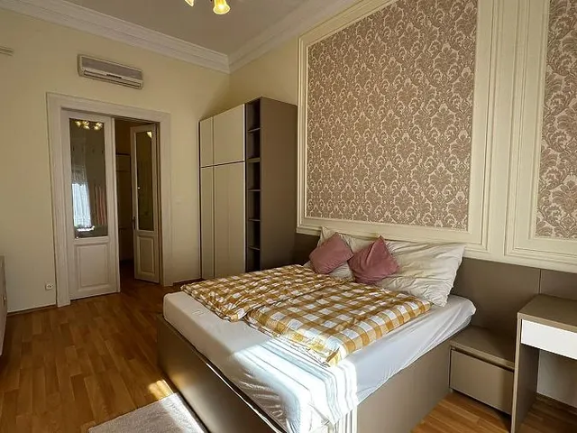 Eladó lakás Budapest VII. kerület, Rákóczi út 87 nm