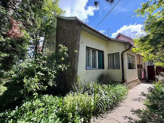 Eladó ház Pomáz 97 nm