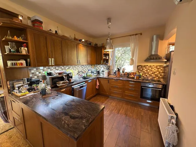 Eladó ház Pilisszántó 200 nm