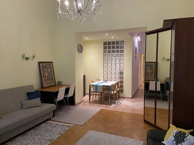 Kiadó lakás Budapest VIII. kerület, Népszínháznegyed, II. János Pál pápa tér 57 nm