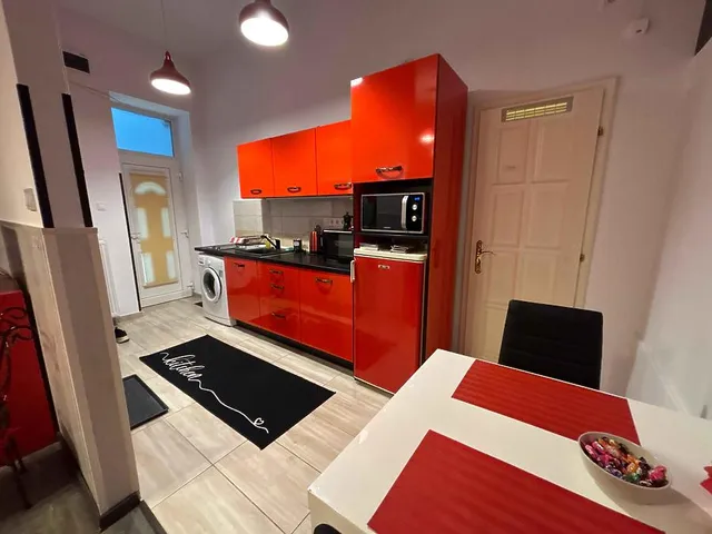 Eladó lakás Budapest VI. kerület, Aradi utca 36 nm