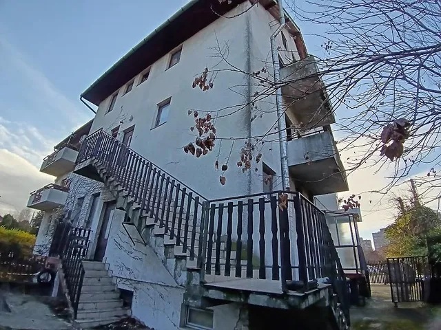 Eladó lakás Budapest XI. kerület, Sasad-Sashegy XI. ker. 120 nm