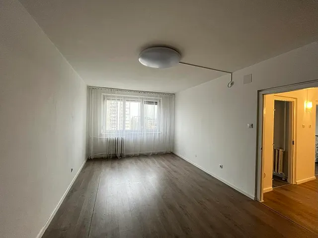 Eladó lakás Budapest III. kerület, Békásmegyer 51 nm