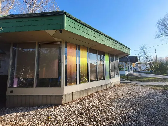 Eladó kereskedelmi és ipari ingatlan Budapest XVII. kerület, Rákoscsaba 80 nm