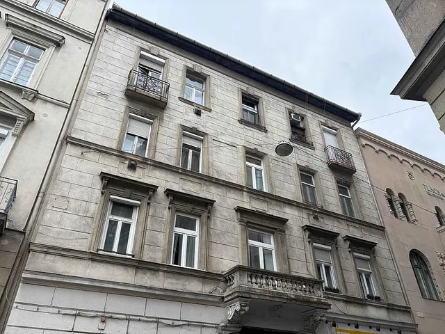 Eladó lakás Budapest VI. kerület, Hajós utca 30 nm