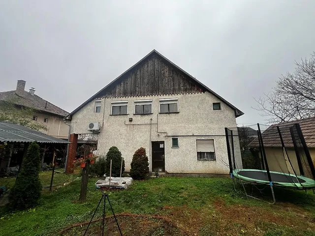 Eladó ház Gödöllő 200 nm