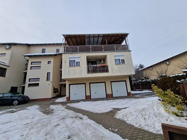 Eladó lakás Dunakeszi 62 nm