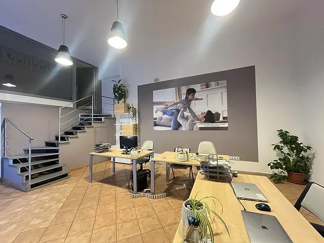 Eladó kereskedelmi és ipari ingatlan Budapest III. kerület, Óbuda 64 nm