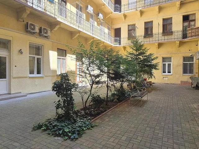 Eladó lakás Budapest VI. kerület, Eötvös utca 38 nm