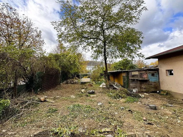 Eladó telek Budapest III. kerület, Óbuda 558 nm