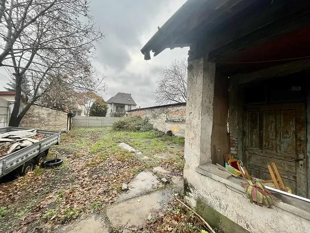 Eladó telek Budapest XV. kerület, Pestújhely 264 nm