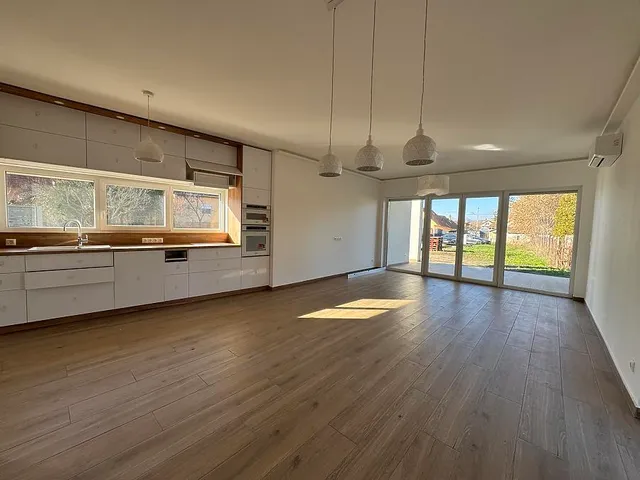 Eladó ház Dunakeszi 163 nm