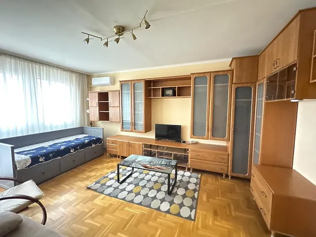 Kiadó lakás Budapest XXI. kerület, Kossuth Lajos utca 32 nm