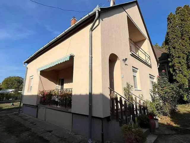 Eladó ház Budapest XVII. kerület, Rákoskert 145 nm