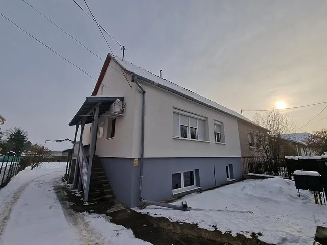 Eladó ház Dunakeszi 160 nm