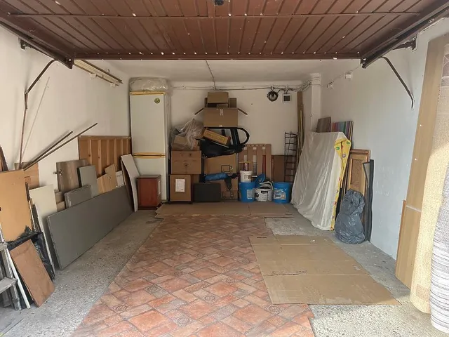 Kiadó garázs Budapest II. kerület, Rézmál, Fillér utca 16 nm